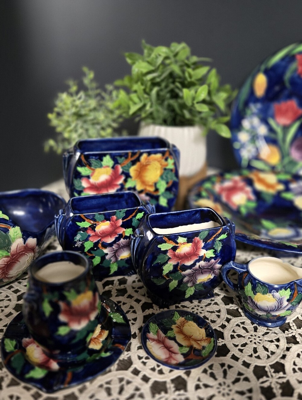 Maling Ware Cobalt Blue Floral Pottery Collection – Made in England